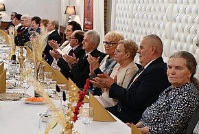 Kartuzy. Uhonorowano pary z ponad 50-letnim stażem małżeńskim-75039