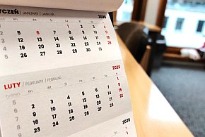 Dni wolne w 2026 roku. Kiedy opłaca się planować urlop?-75606