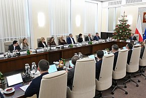 Jest projekt ustawy o statusie osoby najbliższej w związku-75786