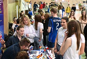 Licea i technika otwierają drzwi dla ósmoklasistów. Sprawdź harmonogram