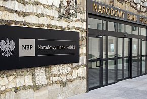 Premier o propozycji szefa NBP: to "SAFE zero złotych"