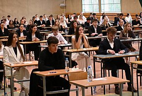 Maturalny maraton wystartował! Tak było w Sierakowicach i "na Wzgórzu"