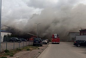 Żukowo. Płonął budynek hostelu przy ul. Polnej. Są poszkodowani