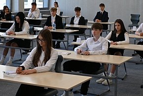 Ósmoklasiści rozpoczęli egzamin. W pow. kartuskim pisze go 2 tys. uczniów