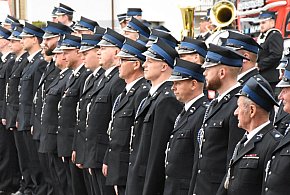 Odznaczenia i nowy wóz ratowniczo-gaśniczy dla druhów z OSP Sierakowice