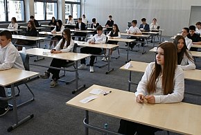 Wyniki egzaminu ósmoklasisty 2026. W jakich gminach wypadł on najlepiej?