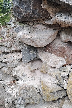 Ruiny mostu przy linii kolejowej Kartuzy - Sierakowice-30148