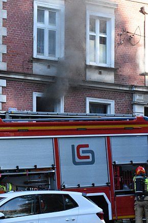 Pożar w budynku przy ul. 3 Maja w Kartuzach-30220