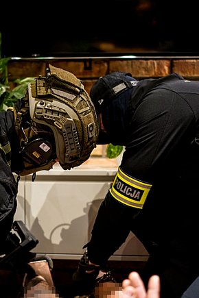 Zatrzymani liderzy pseudokibiców-30298