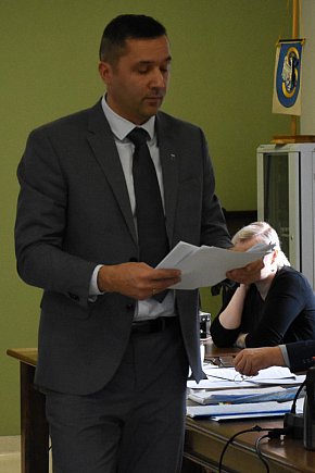 Burzliwa sesja w Sierakowiach-30308