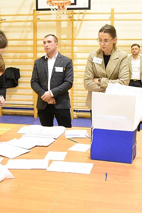 Konsultacje społeczne w Lisich Jamach-30475