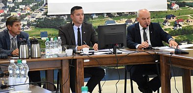 Sierakowickie podwyżki. Dla wójta - pensji, dla mieszkańców - opłat za śmieci-73187