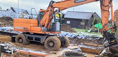 Skrzeszewo Żukowskie. Ruszyły prace przy rozbudowie szkoły-74523