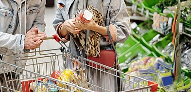 Podaruj ciepło i jedzenie na święta. W pow. kartuskim trwa Zbiórka Żywności-74562