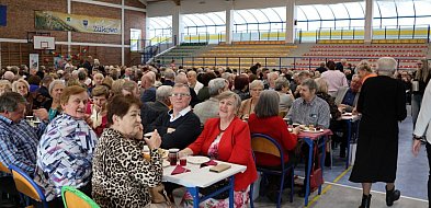 W gminie Żukowo odbędą się dwa duże Bale Seniora. Ruszyły zapisy!-75075