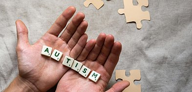 Kwiecień miesiącem wiedzy o autyzmie. W Żukowie odbędzie się ważna konferencja