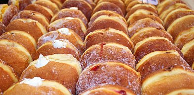 Tyle pączków zjadamy. Tłusty czwartek bez hamulców