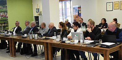 Sierakowice. Powołano Radę Seniorów i Młodzieżową Radę Gminy