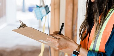 Młodzi intensywnie szukają pracy. W jakich branżach jest zapotrzebowanie?