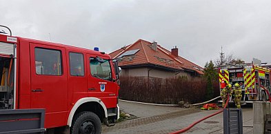 Pępowo. Pożar w budynku mieszkalnym. Na miejscu 10 zastępów straży