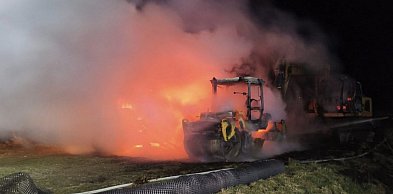 Ktoś podpalił maszyny na budowie drogi do elektrowni w Słajszewie