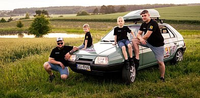 Kaszubski Tłok znów w Rajdzie Koguta! Wyruszą Skodą, aby pomóc dzieciom