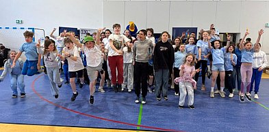 Żukowo. Uczniowie z czterech szkół spotkali się na Niebieskich Igrzyskach