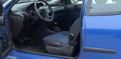 Skarbówka bierze pod lupę auta sprowadzone spoza UE