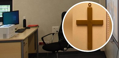 Kielno. Finał ws. awantury o krzyż. Korzystne rozstrzygnięcie dla nauczycielki