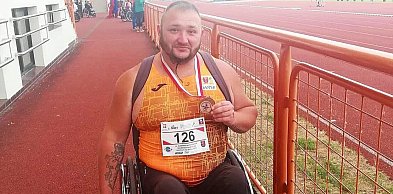 Kamil Żeromski - siłacz z Sulęczyna. Walczy o samodzielność i kolejne medale