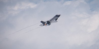 F-35 przeleciały nad Pomorzem. Myśliwce widoczne także nad pow. kartuskim