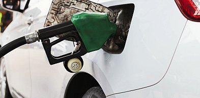 Dobre wiadomości dla kierowców. Chodzi o stawki VAT na paliwa