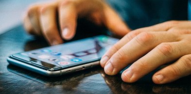 ZUS ostrzega przed oszustami i SMS-ami z linkiem