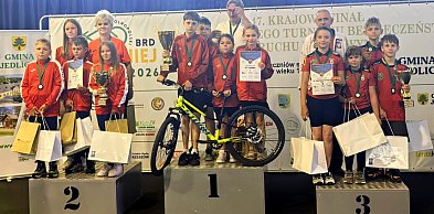 Uczniowie z Małej Szkoły w Szopie na podium w finale krajowym turnieju BRD