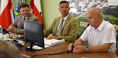 Wójt Sierakowic dostał podwyżkę. Radni nie byli jednomyślni w tej sprawie