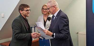 Zdolni studenci mogą starać się o Stypendium Starosty Kartuskiego-72687