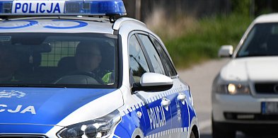 Sierakowice. Awantura przy stacji paliw. Kobieta usiłowała odjechać-73169