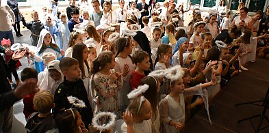 Kartuzy. Dzieci i dorośli przebrali się za świętych i wspólnie się bawili-73373