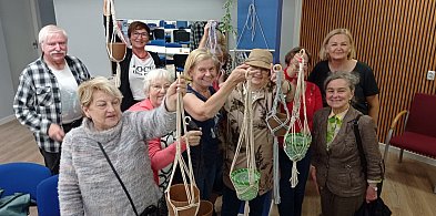 Od akwareli po poloneza. Seniorzy odkrywają pasje i nagrywają podcasty-73520