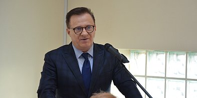 Przodkowo. Jednogłośnie przegłosowano wyższe wynagrodzenie dla wójta-73511