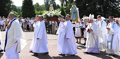 KEP da zgodę na mszę po kaszubsku? Biskupi omawiają sprawę-73598