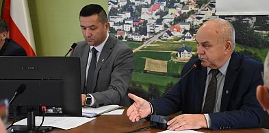 Sierakowice. Burza na sesji! Kto się boi referendum?-73868