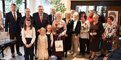 Święto czytelników i bibliotekarzy. Kartuska biblioteka ma już 80 lat!-74150