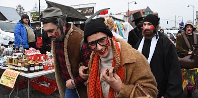 Tradycja i zabawa na sierakowickim Jarmarku Bożonarodzeniowym-74898