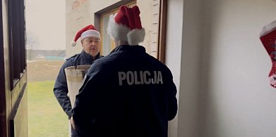Kartuscy policjanci zorganizowali świąteczną akcję charytatywną-75637