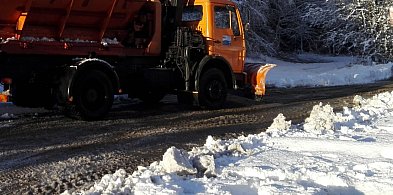 Wszystkie drogi powiatowe przejezdne. "Pracujemy niemal bez przerwy"-76201