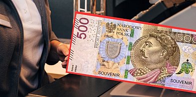 Sierakowice. Zapłacił za zakupy fałszywką i wziął resztę