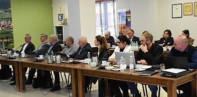 Sierakowice. Powołano Radę Seniorów i Młodzieżową Radę Gminy