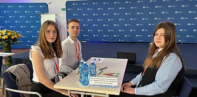 Młodzi eksperci od ubezpieczeń są ze "Wzgórza". Pojadą na finał ogólnopolski