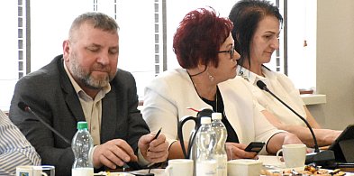 Sierakowice. Odrzucają wszystkie wnioski mieszkańców. Komu to służy?